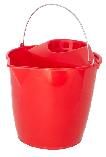 Cubo con Escurridor y con Pico 13L- Rojo